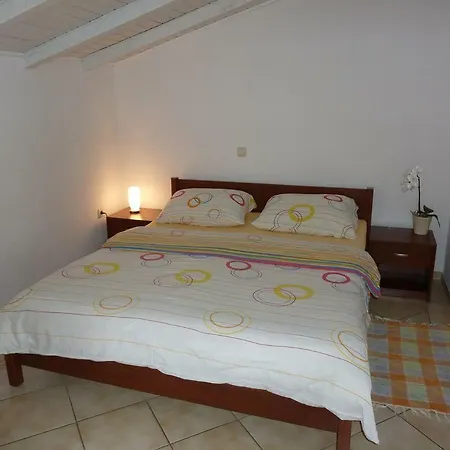 With A Parking Space - 15080 Appartamento Vodice